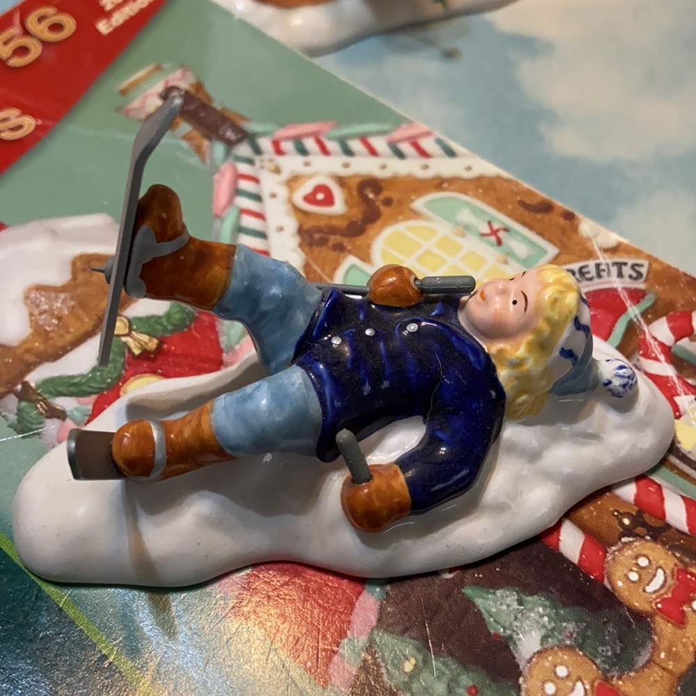 Dept 56 Original Snow Village Children 3 pieces - Picture 7 of 9